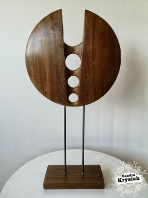 Escultura en madera de embero. Alfonso Rey.