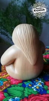 Ana Bes. Escultura en madera de tilo. 2020