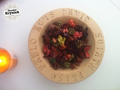 Oscar. Cuenco tallado y grabado en madera de tilo. 2015