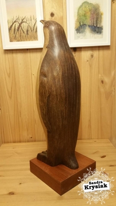 María Angeles. Pingüino. Madera de Cerrejeira. 2019