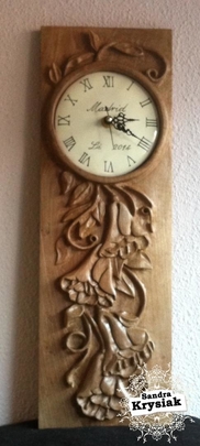 Adelaida, nogal español y esmalte sobre cobre