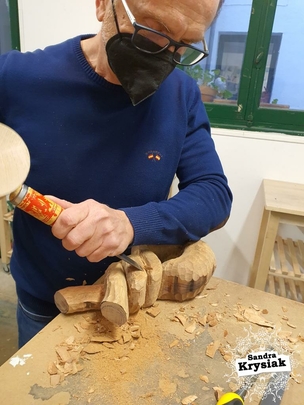 Trabajo en madera de cedro.