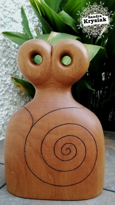Ana Bes. Talla en madera de cedro. 2020