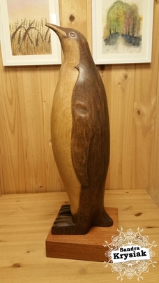María Angeles. Pingüino. Madera de Cerrejeira. 2019